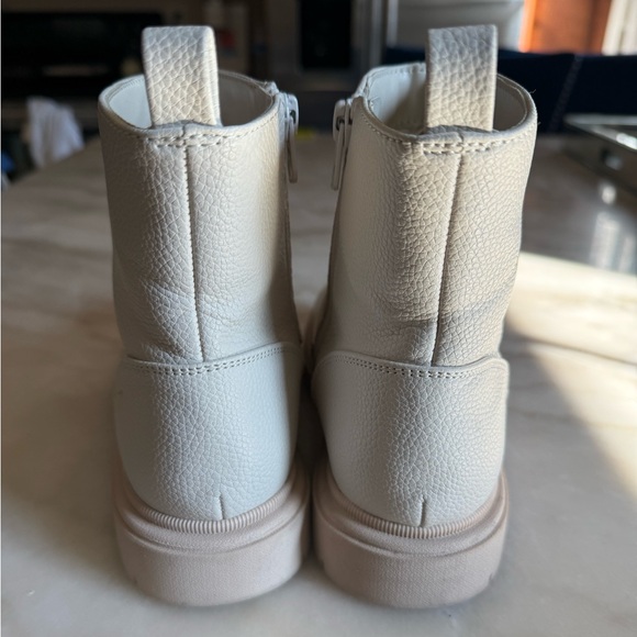 Girls' Priyanka Zipper Booties - art class Ivory size 4 - Picture 4 of 8